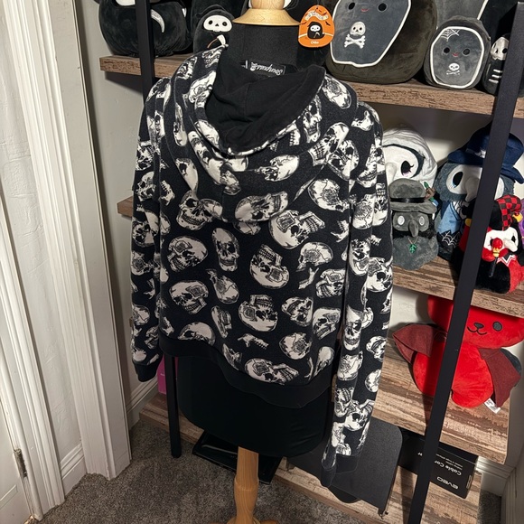 SOURPUSS SKULL DUGGERY CROPPED HOODIE XXL - Picture 3 of 4